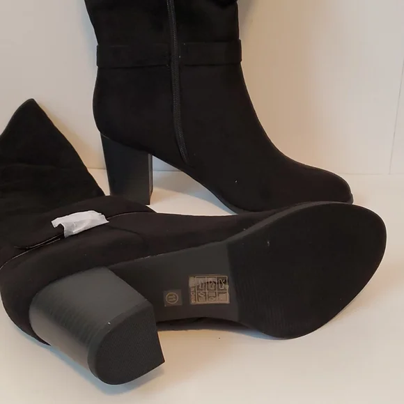 $FINAL$  JOURNEE Collection Black Microsuede Side Strap Riding Boots - Picture 8 of 8